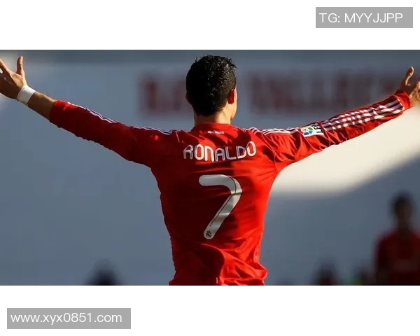 足球明星贴画壁纸全攻略尽享球场魅力与明星风采的视觉盛宴